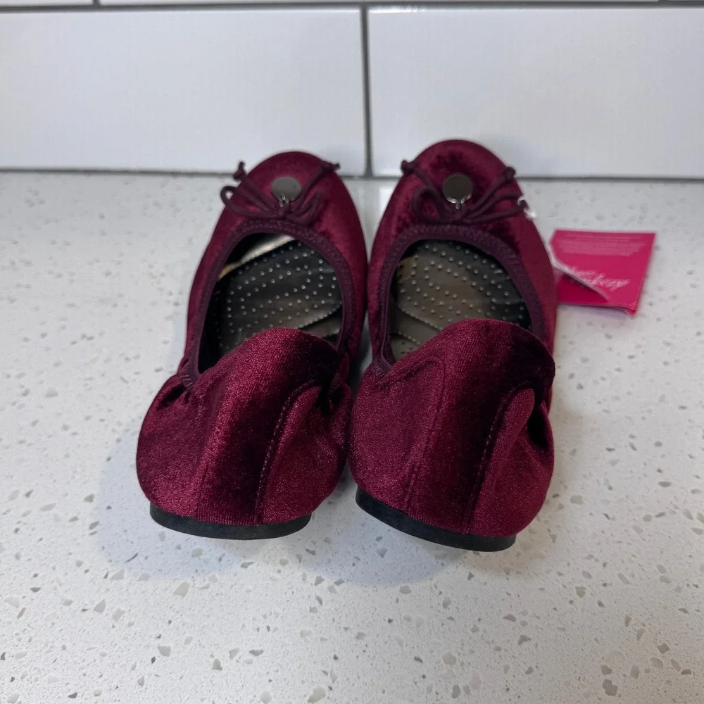 dexflex Comfort Burgundy Velvet Ballet Flats Memory Foam Bow Shoes Womens 10 NWT